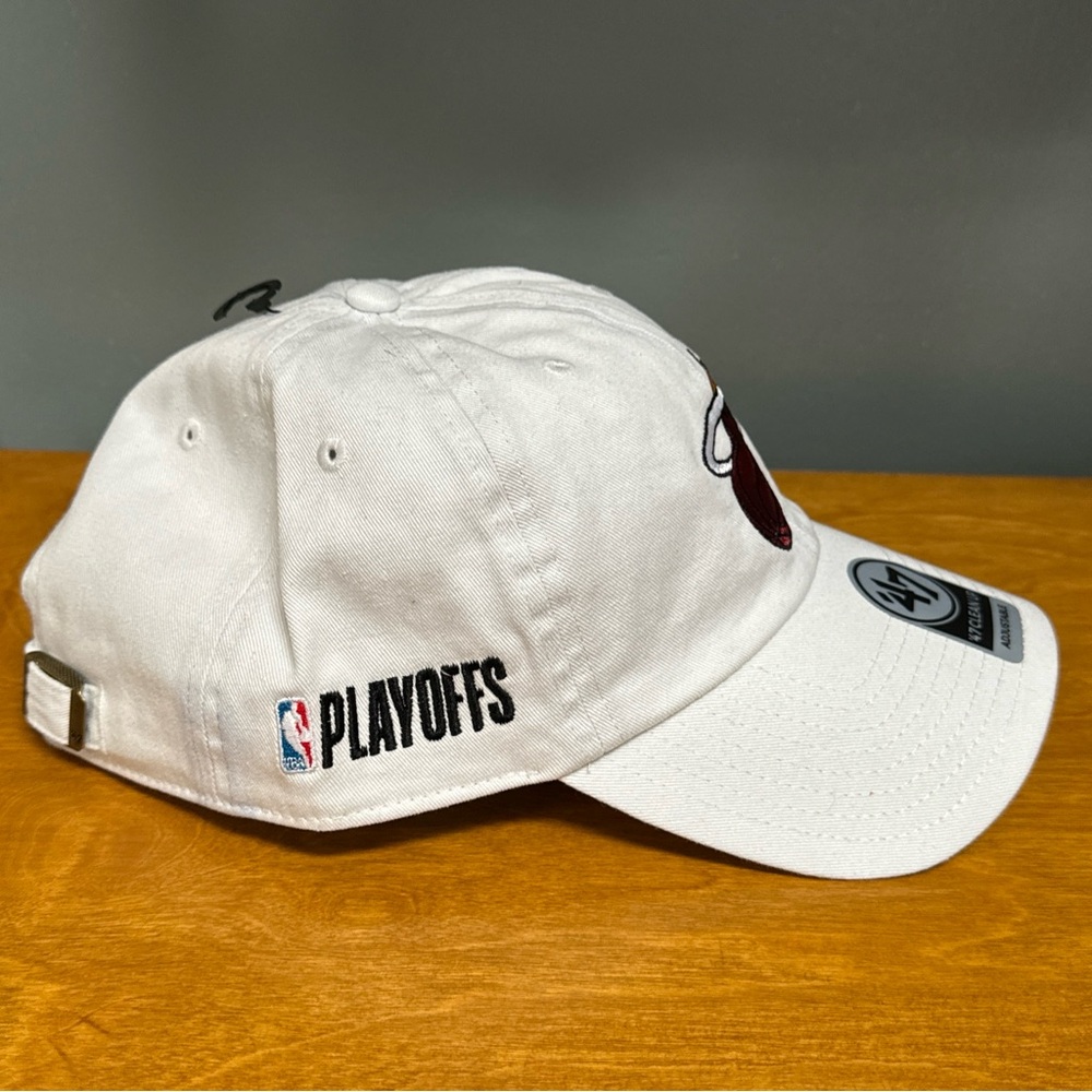 NBA Miami Heat '47 Brand Clean Up Relaxed Playoffs Cap Hat Adjustable White NWT - Picture 4 of 7